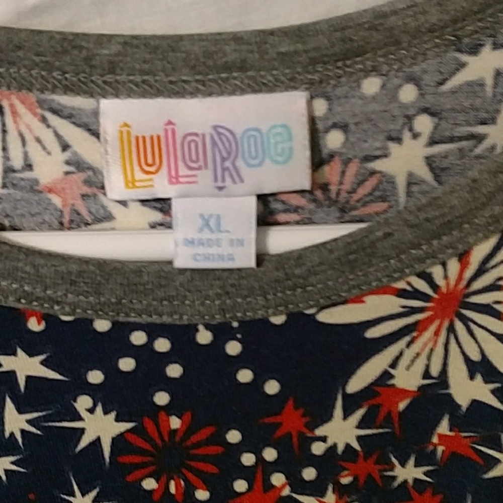 LulaRoe Randy - Picture 2 of 3